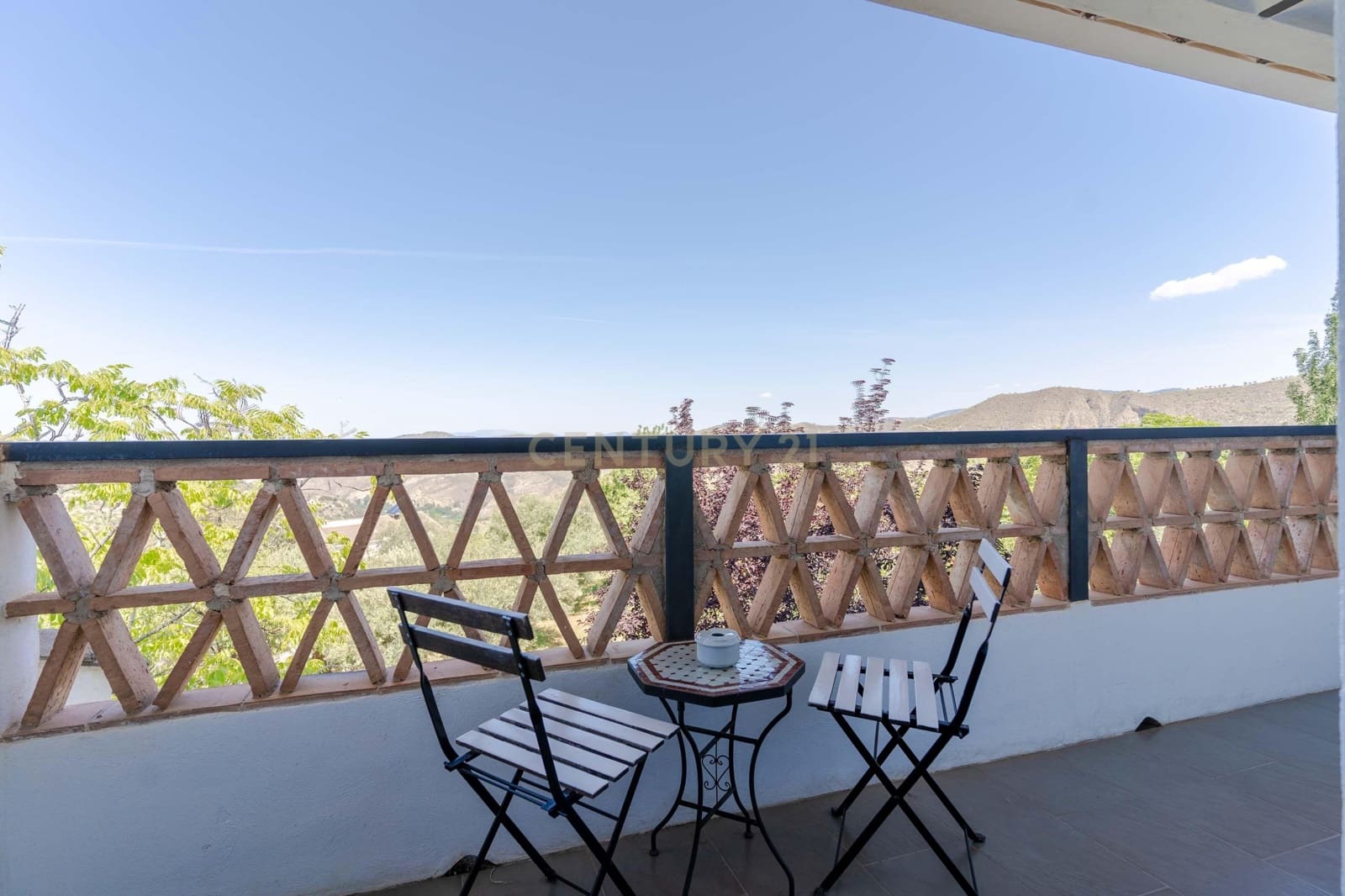 15 sypialnia Hotel na sprzedaż w Pinos Genil z garażem - 999 000 € (Ref: 9293615)