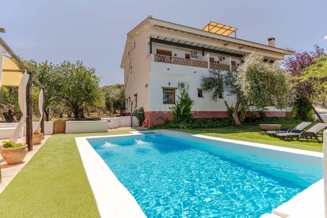 15 soverom Hotell til salgs i Pinos Genil med garasje - € 999 000 (Ref: 9293615)