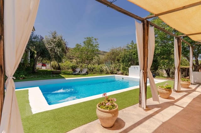 15 soverom Hotell til salgs i Pinos Genil med garasje - € 999 000 (Ref: 9293615)