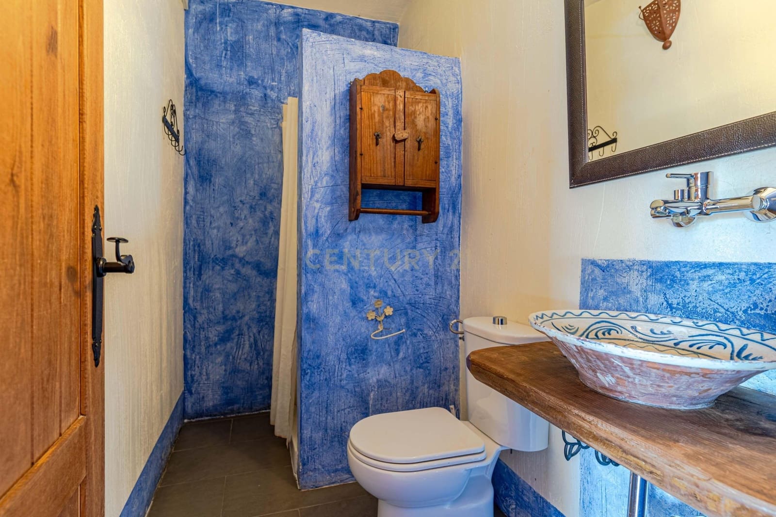 15 sypialnia Hotel na sprzedaż w Pinos Genil z garażem - 999 000 € (Ref: 9293615)