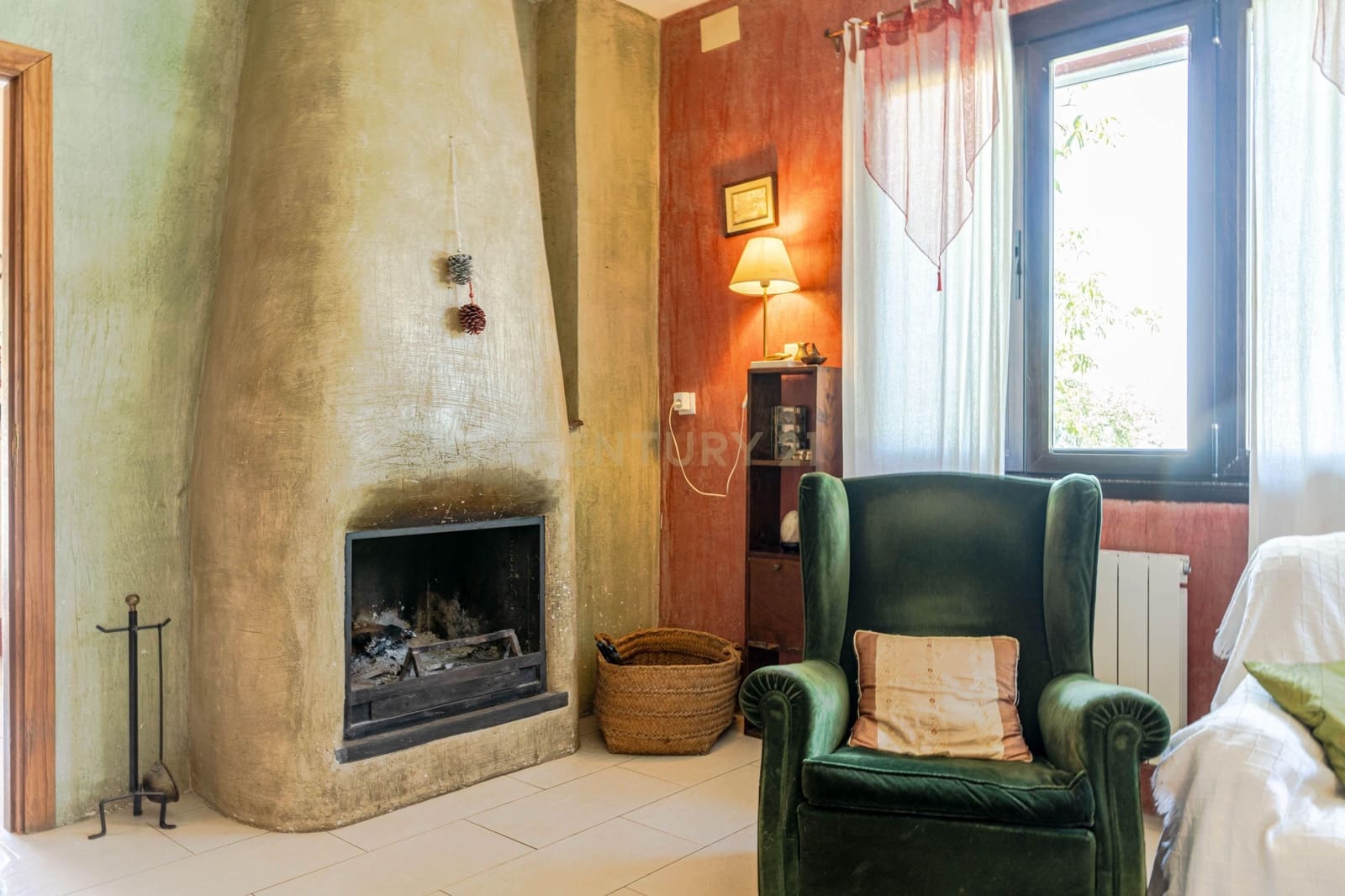 15 sypialnia Hotel na sprzedaż w Pinos Genil z garażem - 999 000 € (Ref: 9293615)