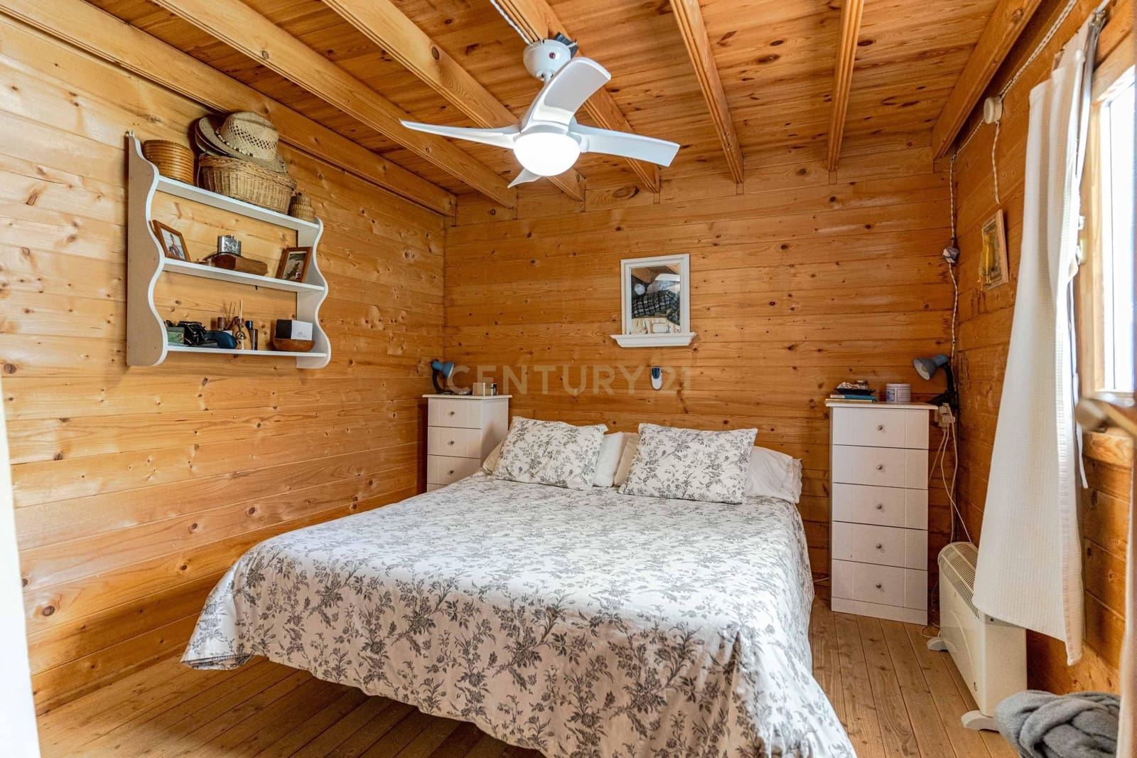 15 sypialnia Hotel na sprzedaż w Pinos Genil z garażem - 999 000 € (Ref: 9293615)