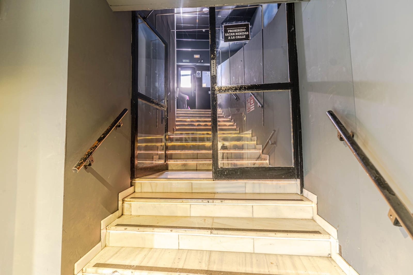 Comercial para venda em Granada cidade - 800 000 € (Ref: 9293616)