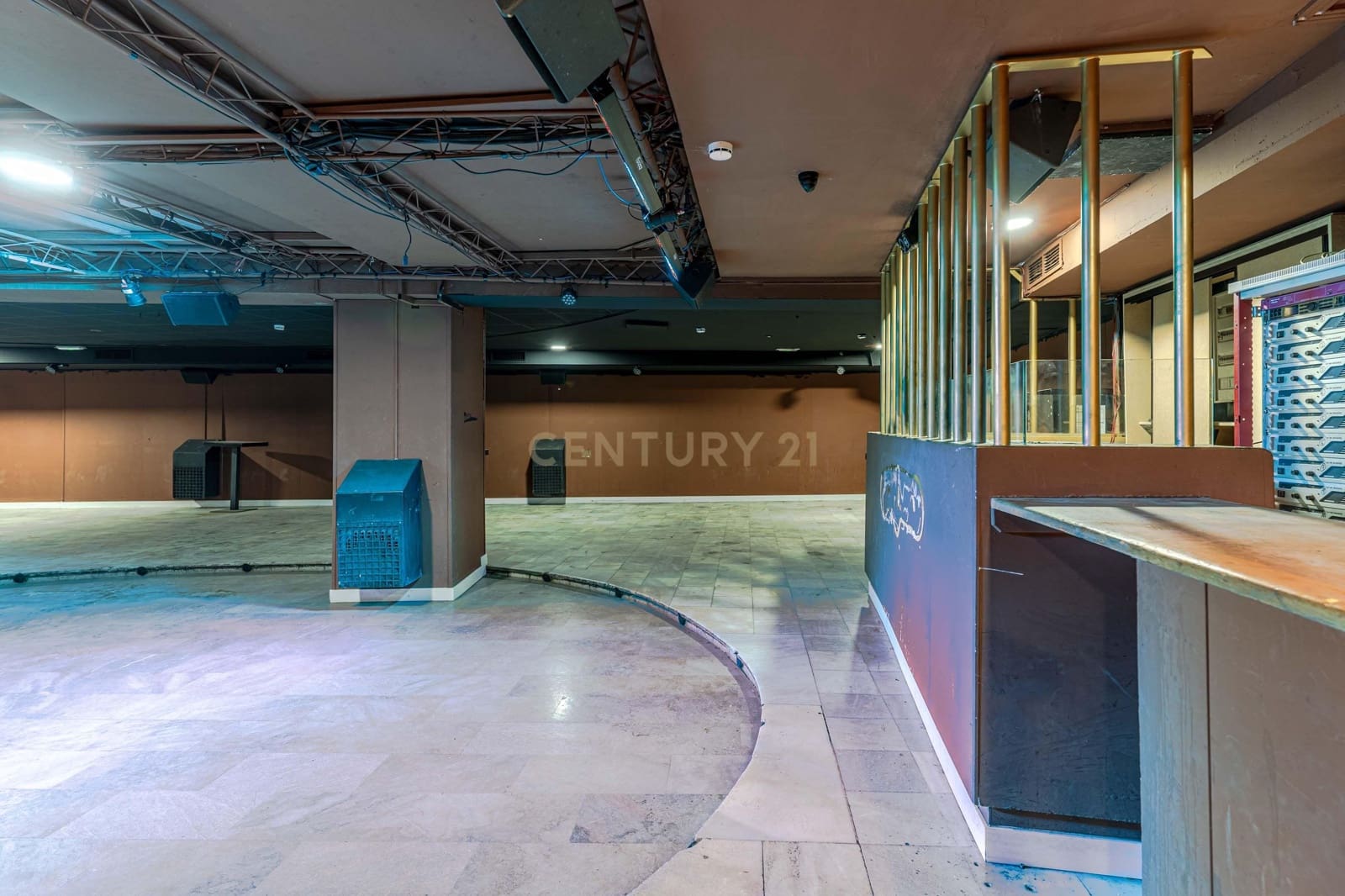 Comercial para venda em Granada cidade - 800 000 € (Ref: 9293616)