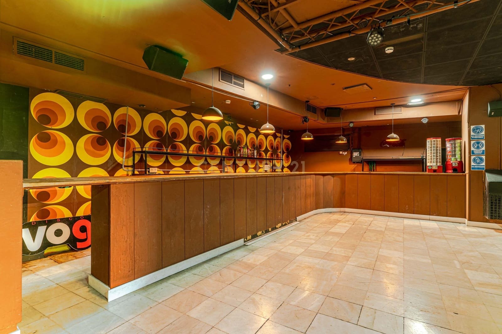 Comercial para venda em Granada cidade - 800 000 € (Ref: 9293616)