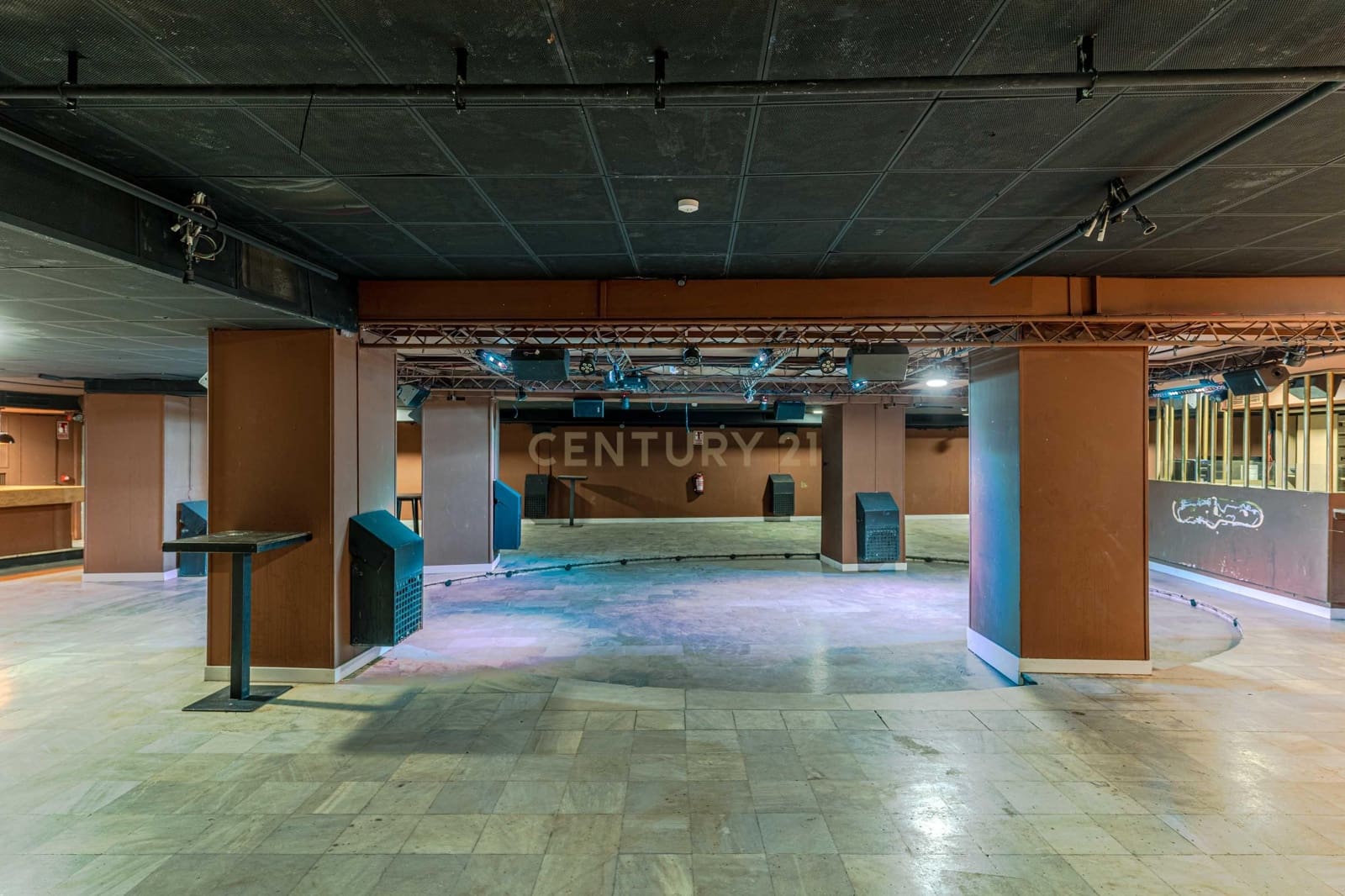 Comercial para venda em Granada cidade - 800 000 € (Ref: 9293616)