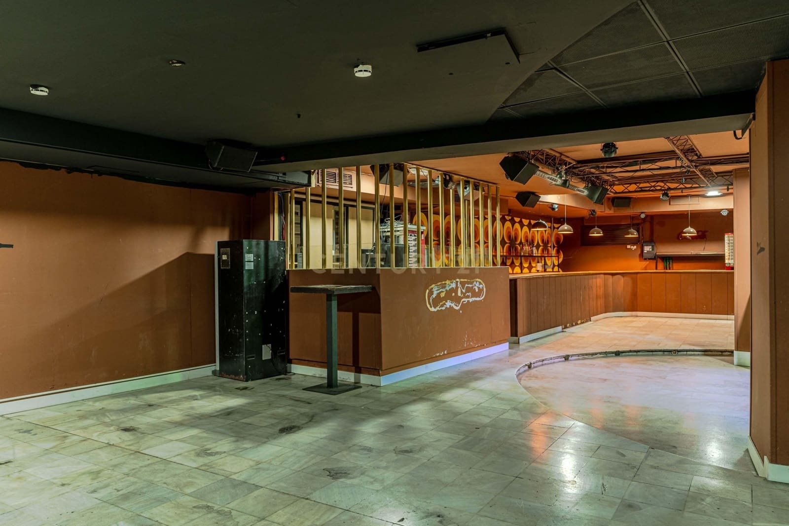 Comercial para venda em Granada cidade - 800 000 € (Ref: 9293616)