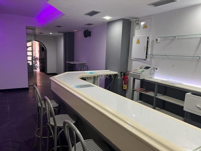 Komercyjne na sprzedaż w Figares, Miasto Grenada - 127 500 € (Ref: 9293617)