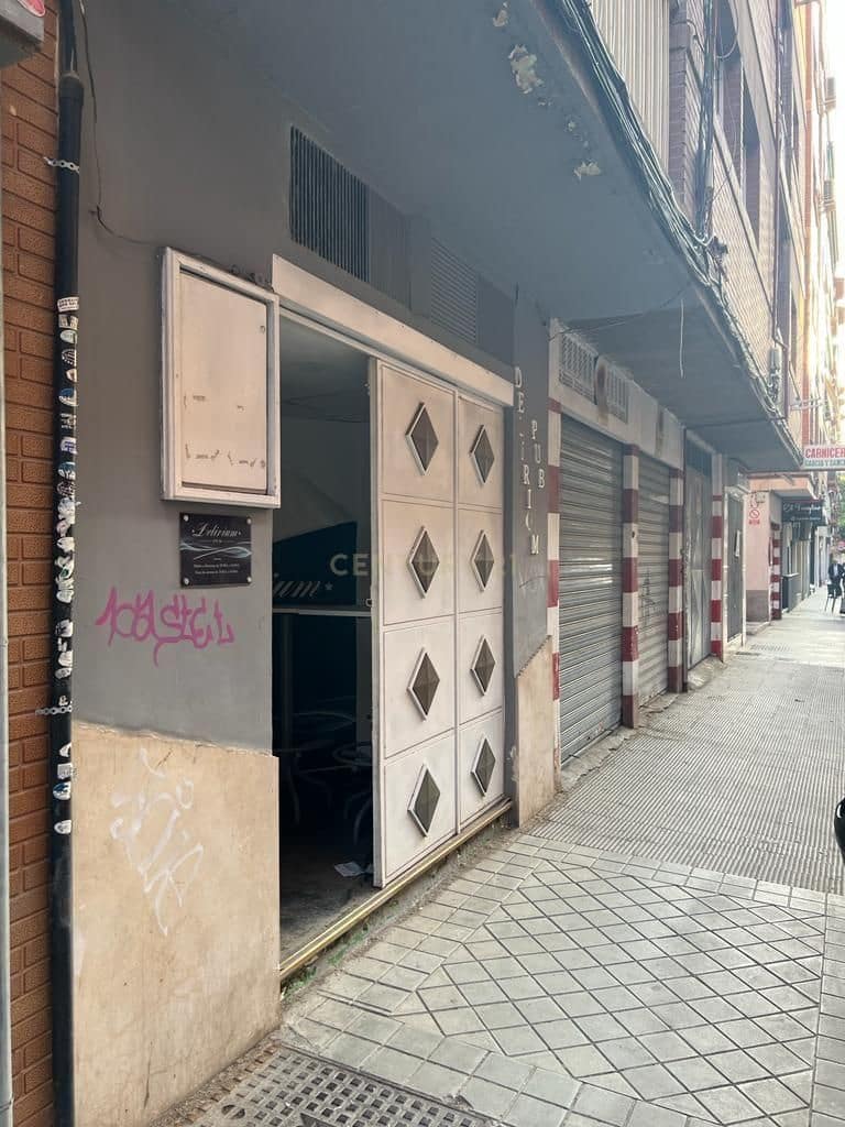 Erhverv til salg i Granada by - € 127.500 (Ref: 9293617)