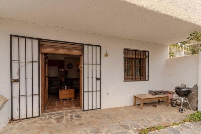 4 bedroom Villa for sale in Capileira with pool - € 169,900 (Ref: 9293618)