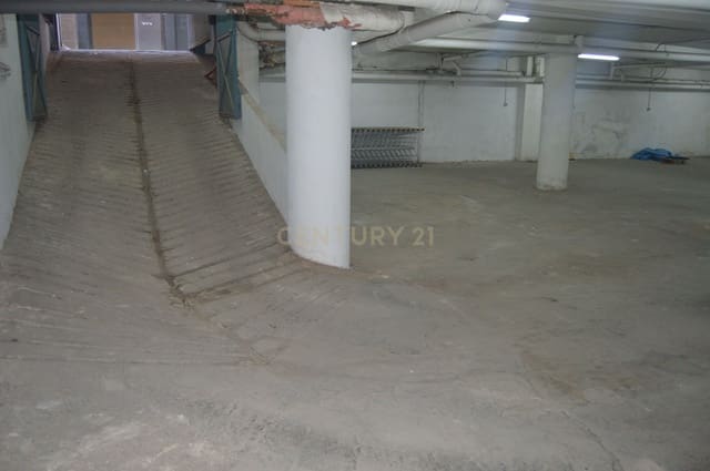 Comercial para venda em Centro - Sagrario, Granada cidade - 189 000 € (Ref: 9294005)