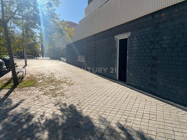 Kaupallinen vuokrattavana paikassa Avda. Federico Garcia Lorca - Nueva Estación Autobuses, Granada kaupunki - 3 000 € (Ref: 9294006)