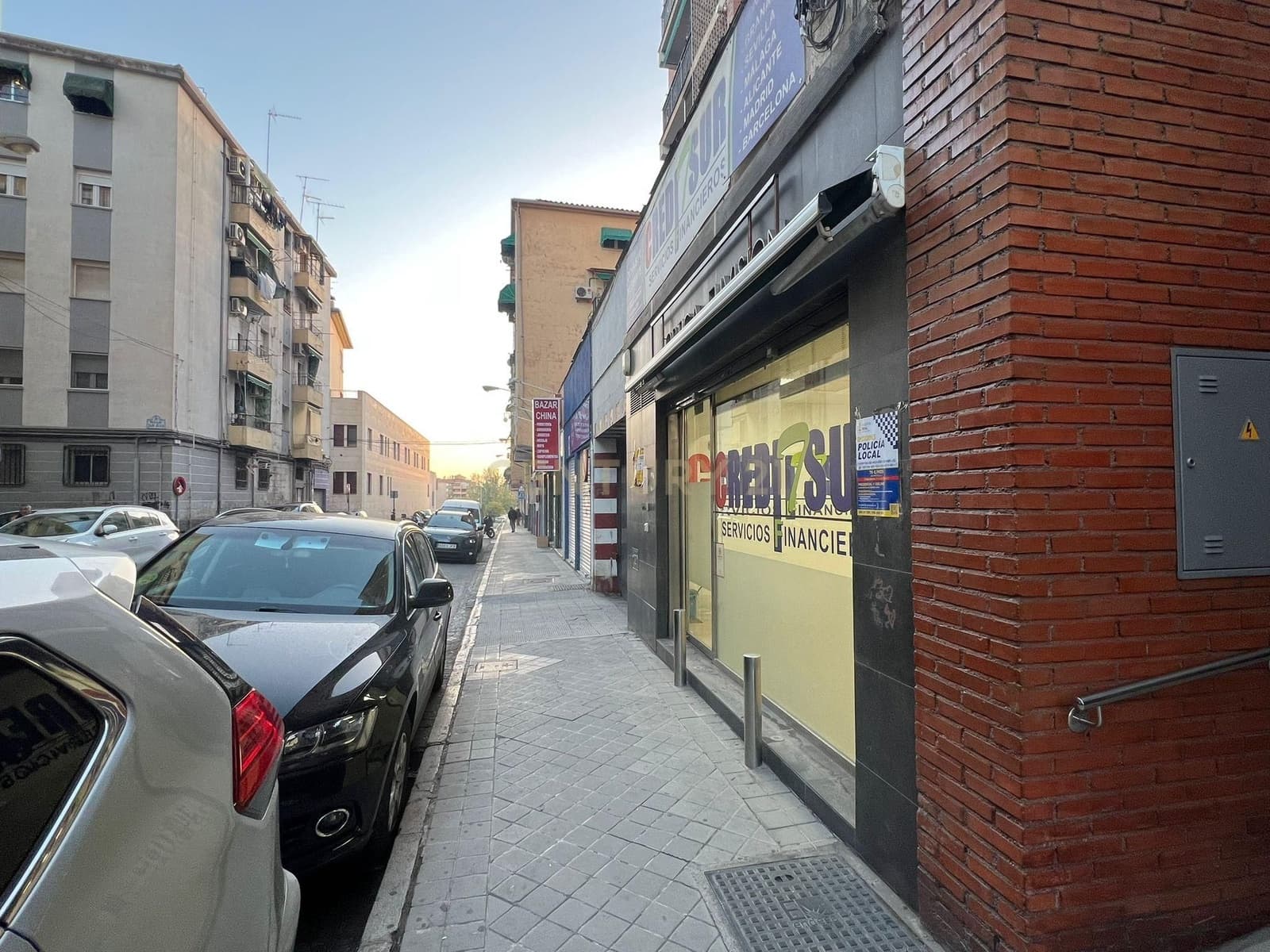 Kommersiell til salgs i Granada by - € 95 000 (Ref: 9294007)