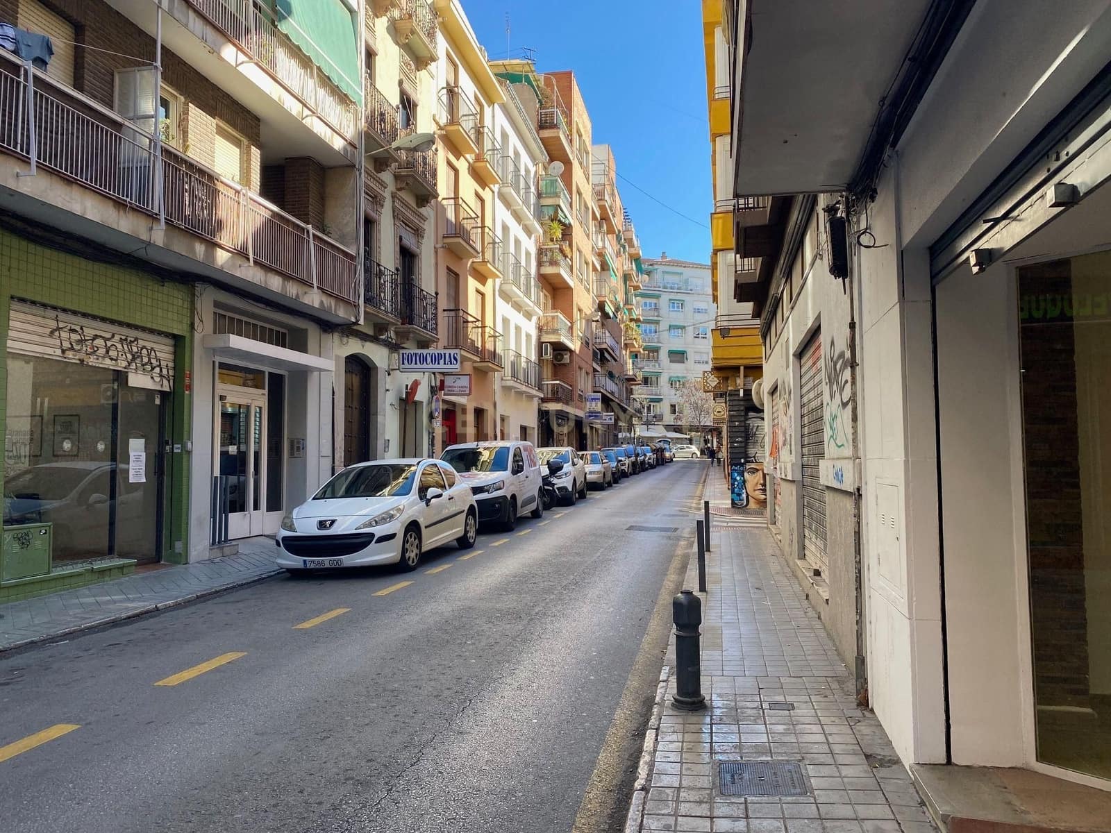 Commercieel te koop in Granada stad - € 165.000 (Ref: 9294008)