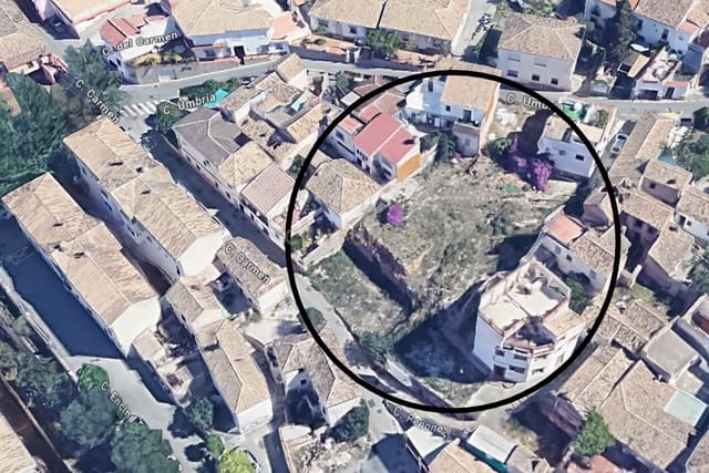 Terrain à Bâtir à vendre à Huétor Vega - 360 000 € (Ref: 9294011)