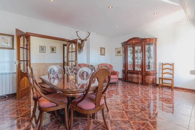 4 soveværelse Byhus til salg i Láchar - € 275.000 (Ref: 9294012)