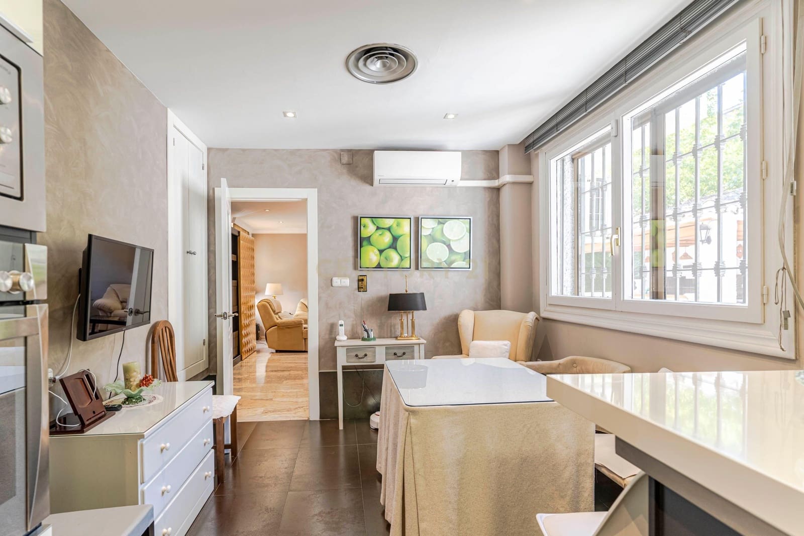 6 soverom Villa til salgs i Granada by med garasje - € 1 040 000 (Ref: 9294014)