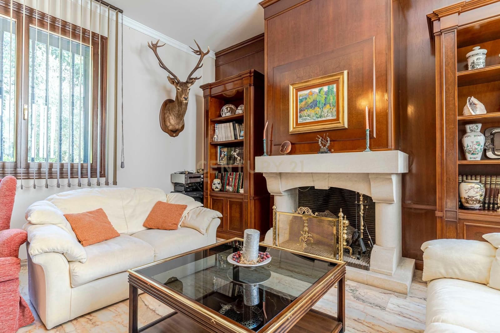 6 soverom Villa til salgs i Granada by med garasje - € 1 040 000 (Ref: 9294014)