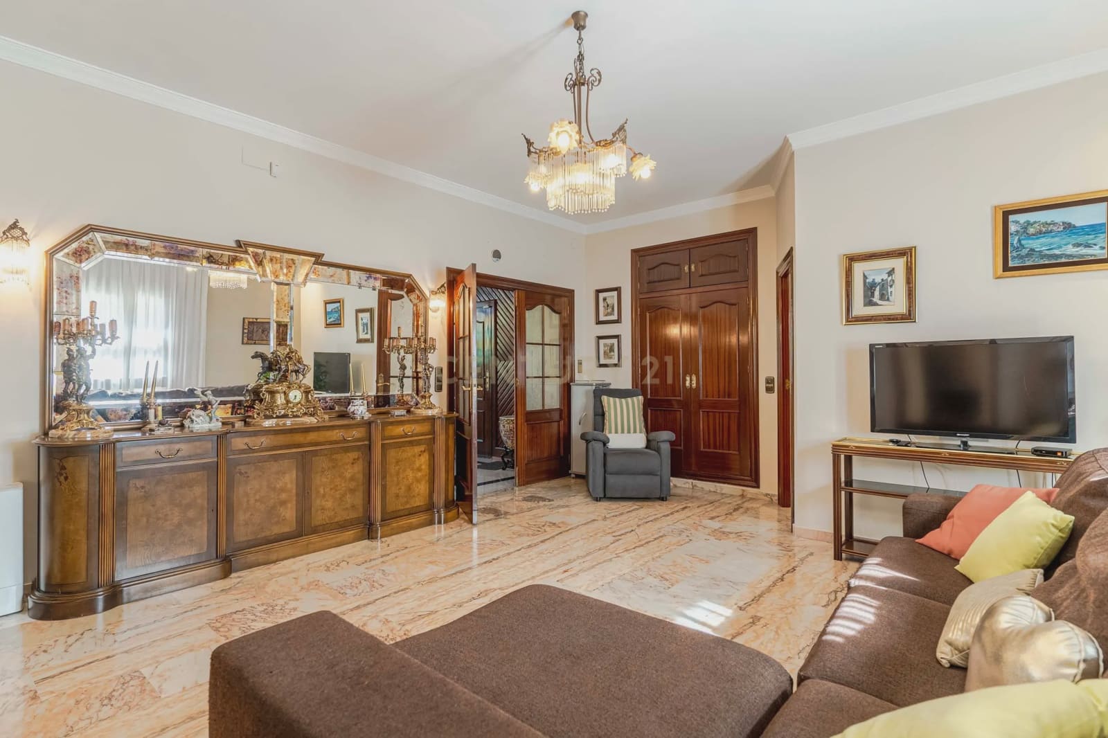 6 soverom Villa til salgs i Granada by med garasje - € 1 040 000 (Ref: 9294014)