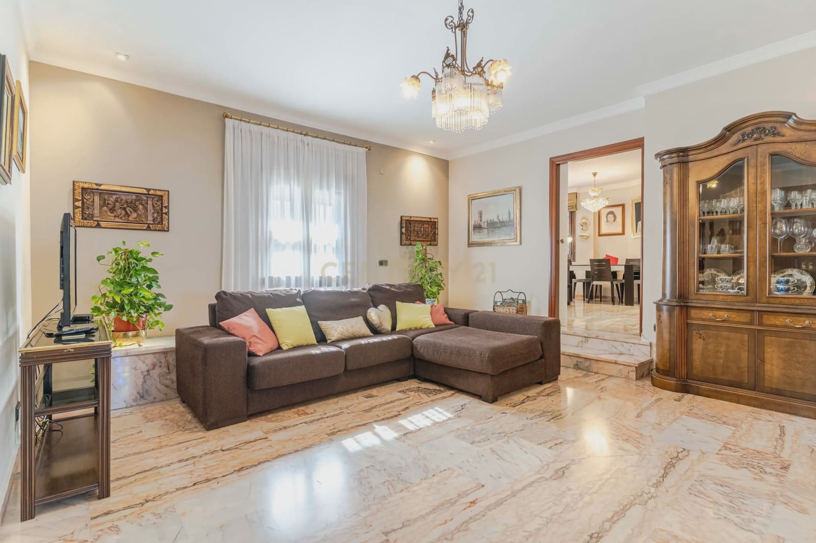 6 soverom Villa til salgs i Granada by med garasje - € 1 040 000 (Ref: 9294014)