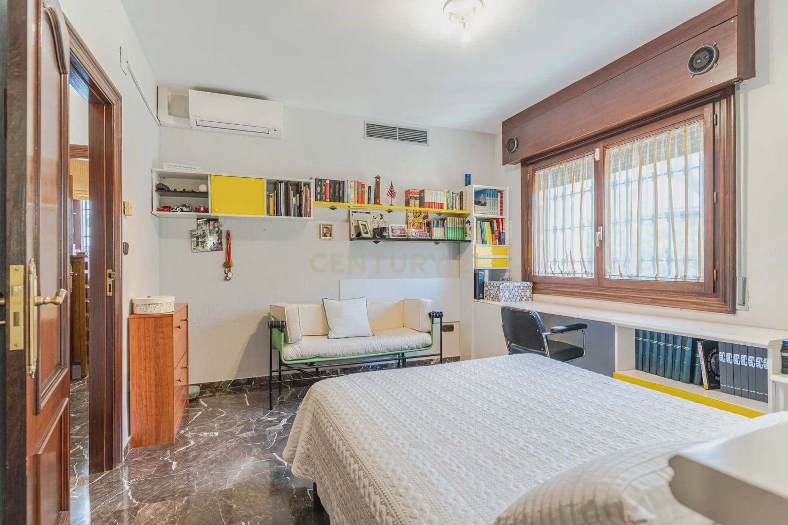 6 soverom Villa til salgs i Granada by med garasje - € 1 040 000 (Ref: 9294014)