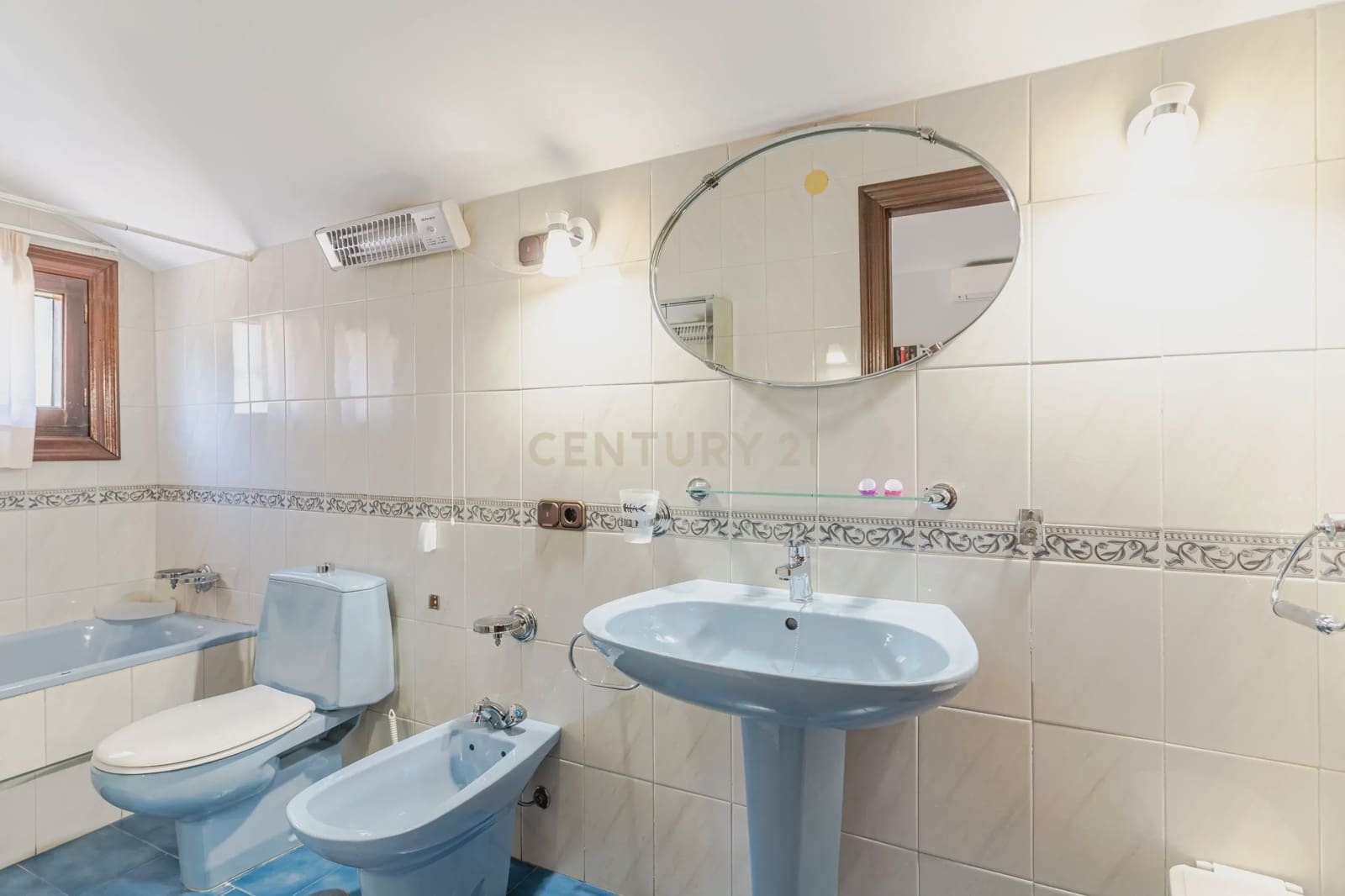 6 soverom Villa til salgs i Granada by med garasje - € 1 040 000 (Ref: 9294014)