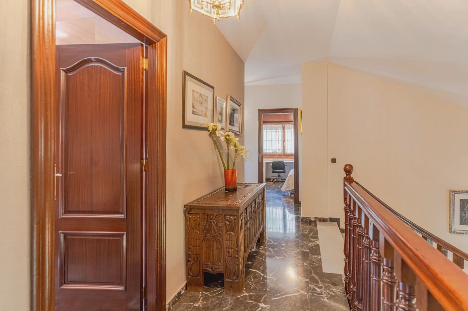 6 soverom Villa til salgs i Granada by med garasje - € 1 040 000 (Ref: 9294014)