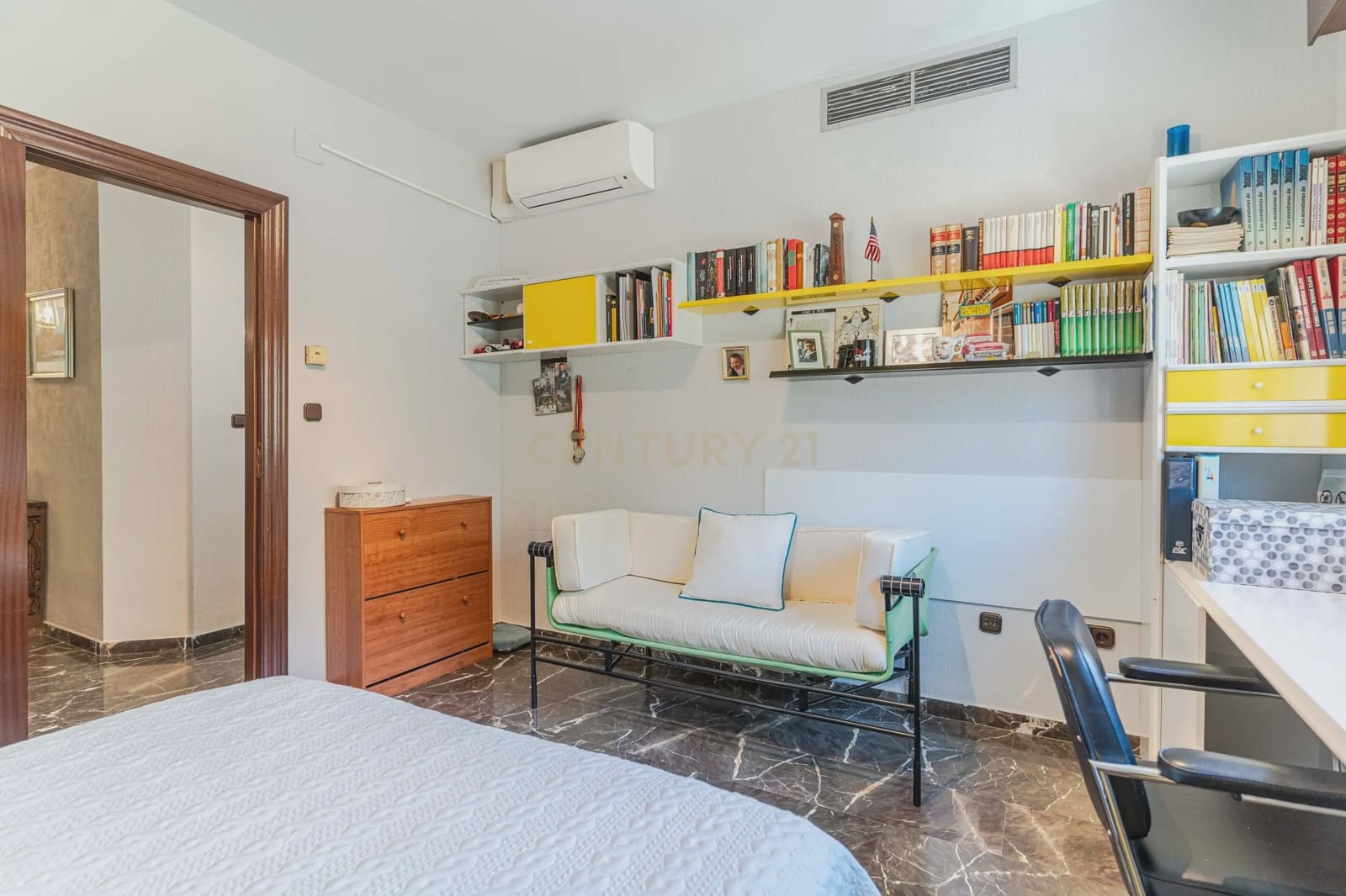 6 soverom Villa til salgs i Granada by med garasje - € 1 040 000 (Ref: 9294014)