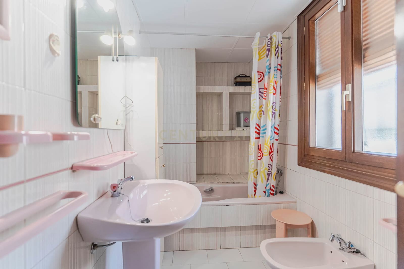 6 soverom Villa til salgs i Granada by med garasje - € 1 040 000 (Ref: 9294014)