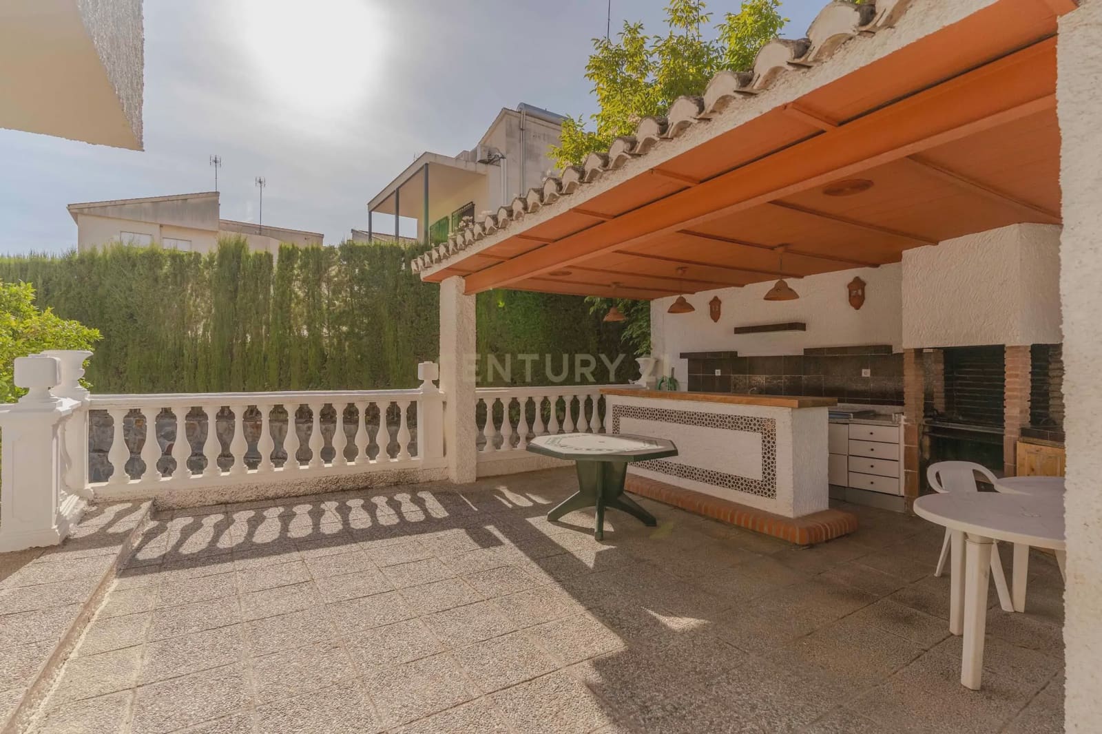 6 soverom Villa til salgs i Granada by med garasje - € 1 040 000 (Ref: 9294014)