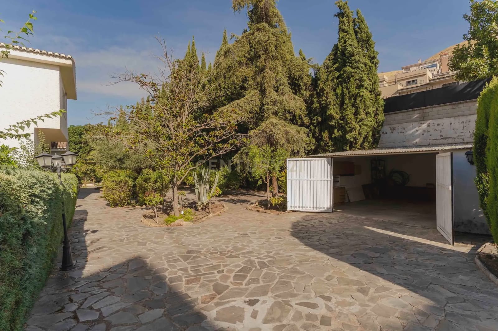 6 soverom Villa til salgs i Granada by med garasje - € 1 040 000 (Ref: 9294014)