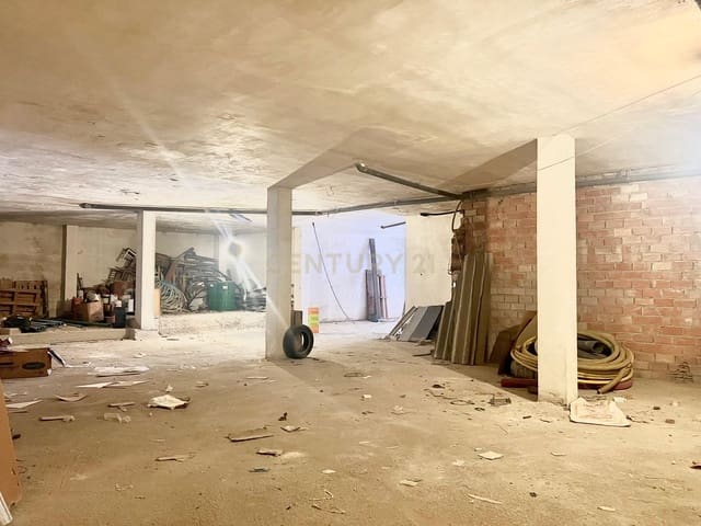 Commercial for sale in Peligros - € 215,000 (Ref: 9296085)