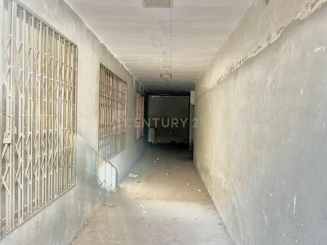 Commercial for sale in Peligros - € 215,000 (Ref: 9296085)