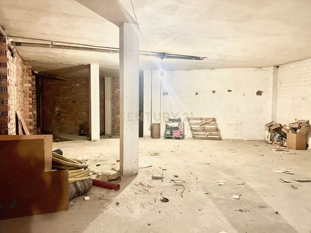 Commercial for sale in Peligros - € 215,000 (Ref: 9296085)