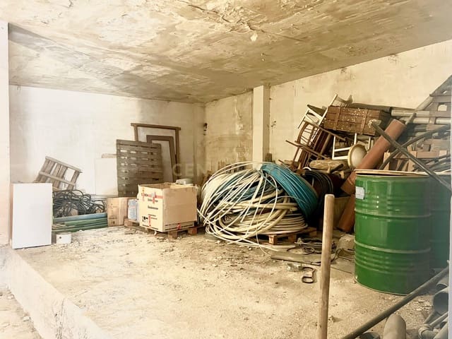 Commercial for sale in Peligros - € 215,000 (Ref: 9296085)