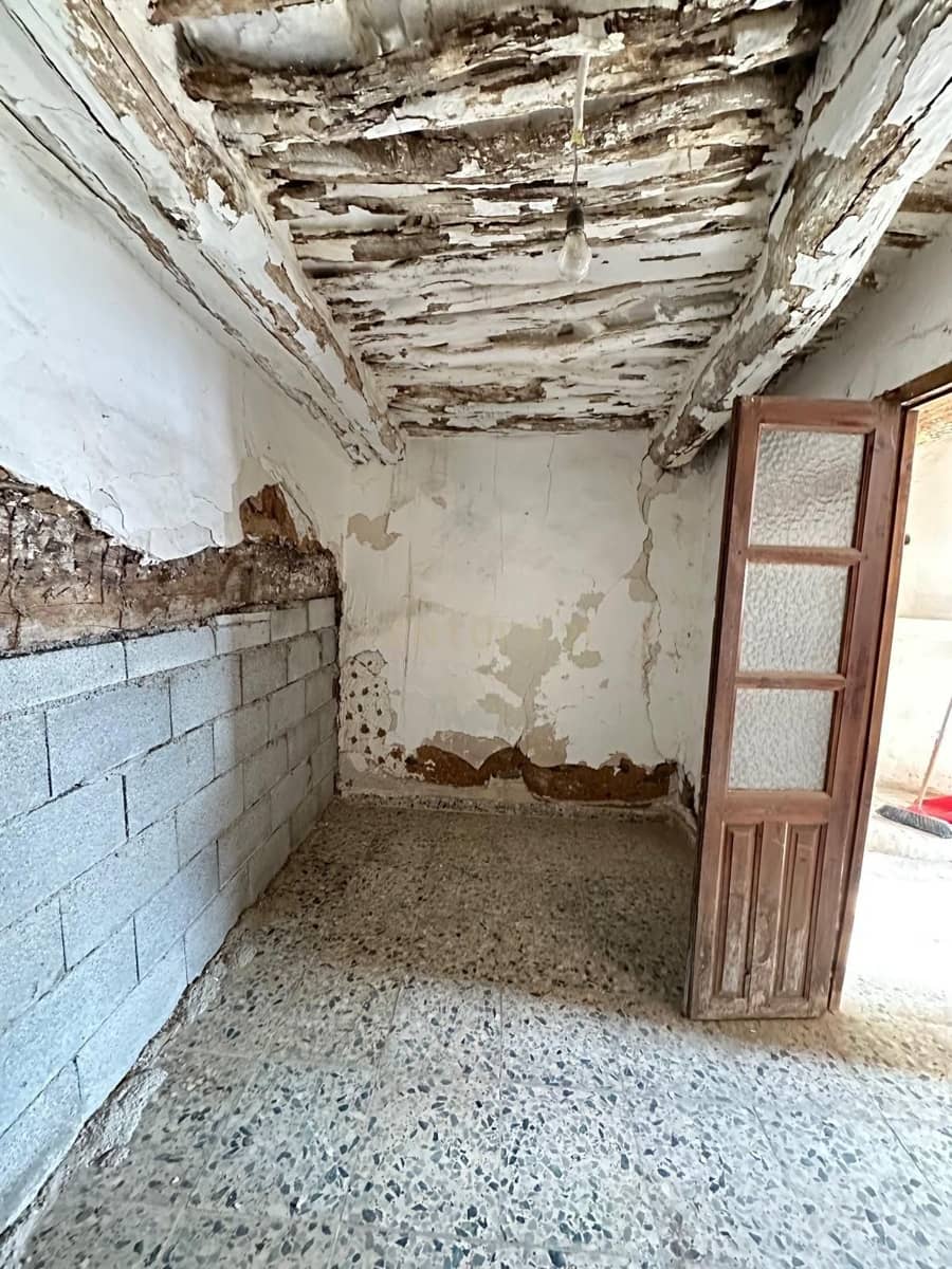 4 sypialnia Dom na sprzedaż w Portugos - 70 000 € (Ref: 9308778)