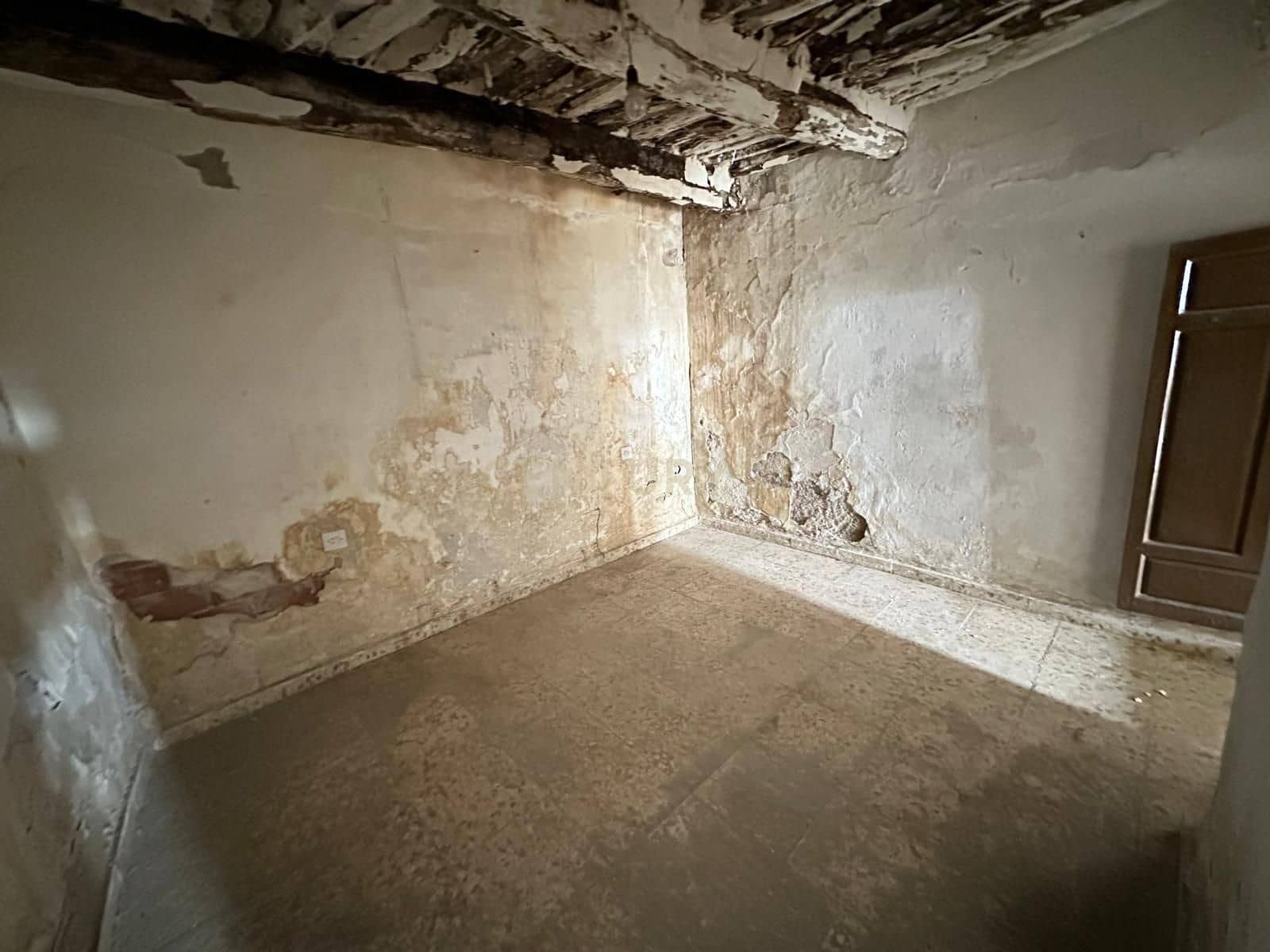 4 sypialnia Dom na sprzedaż w Portugos - 70 000 € (Ref: 9308778)