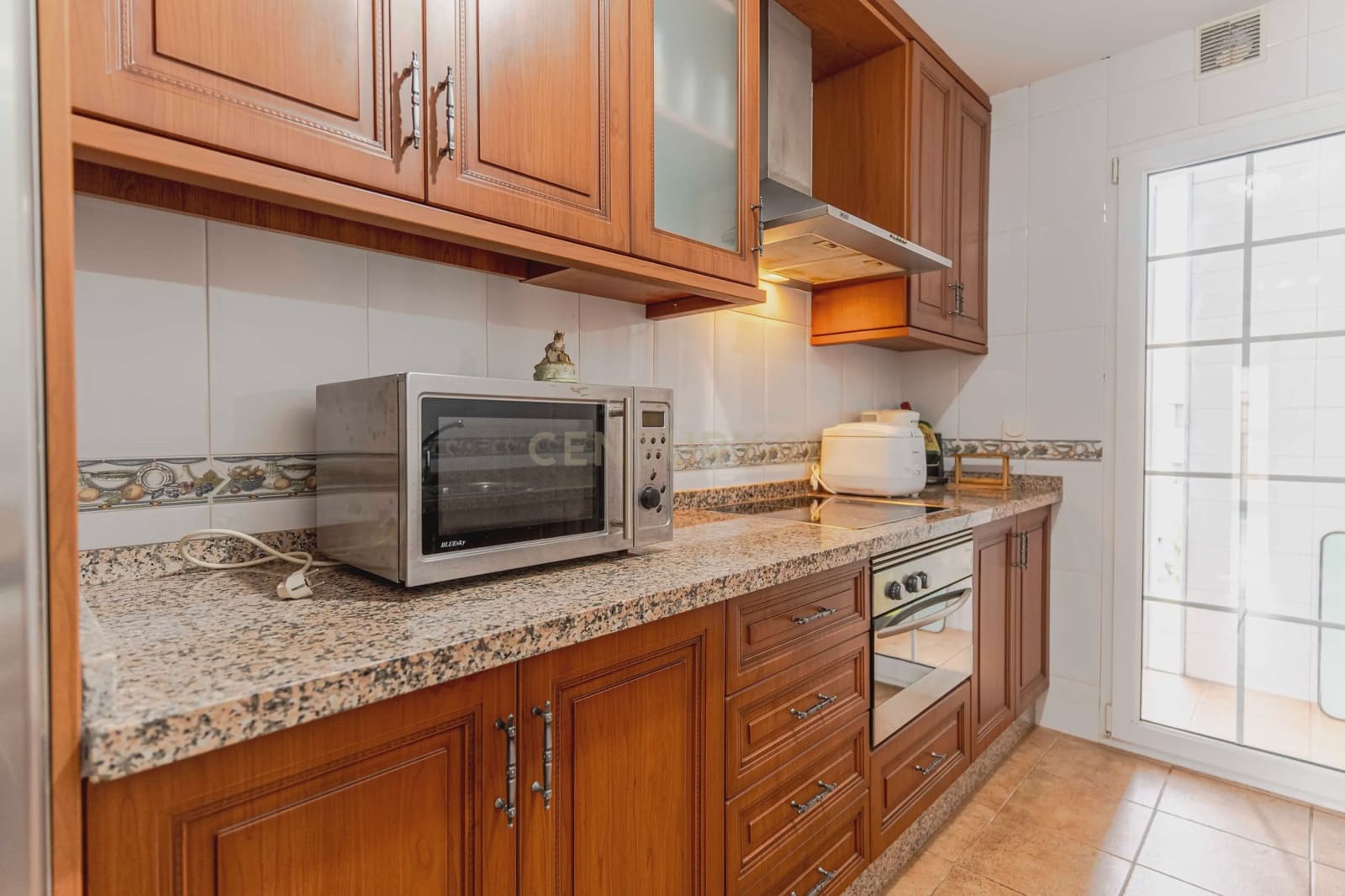 3 slaapkamer Flat te koop in Motril - € 135.000 (Ref: 9308779)