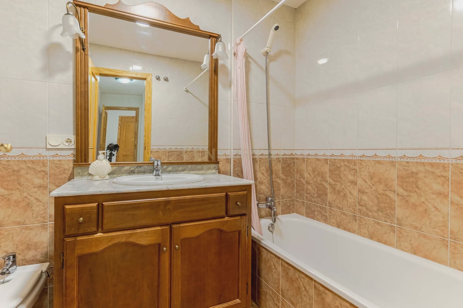 3 slaapkamer Flat te koop in Motril - € 135.000 (Ref: 9308779)