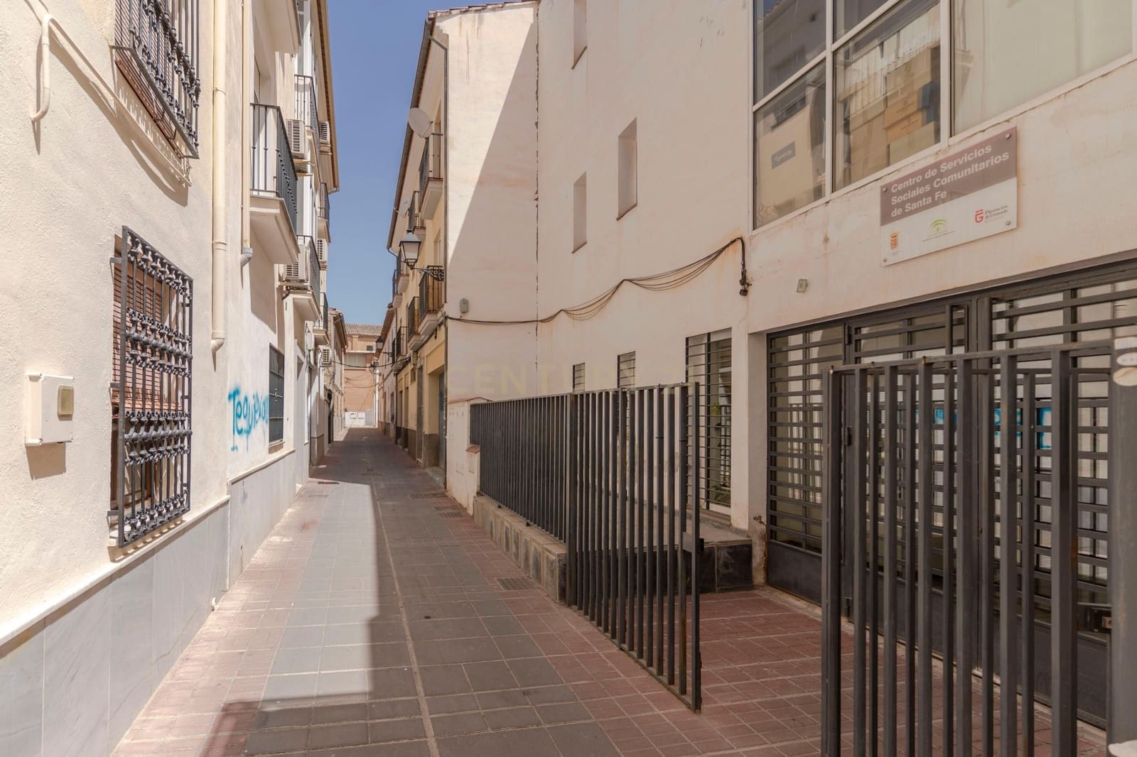 Erhverv til salg i Santa Fe - € 199.500 (Ref: 9308781)