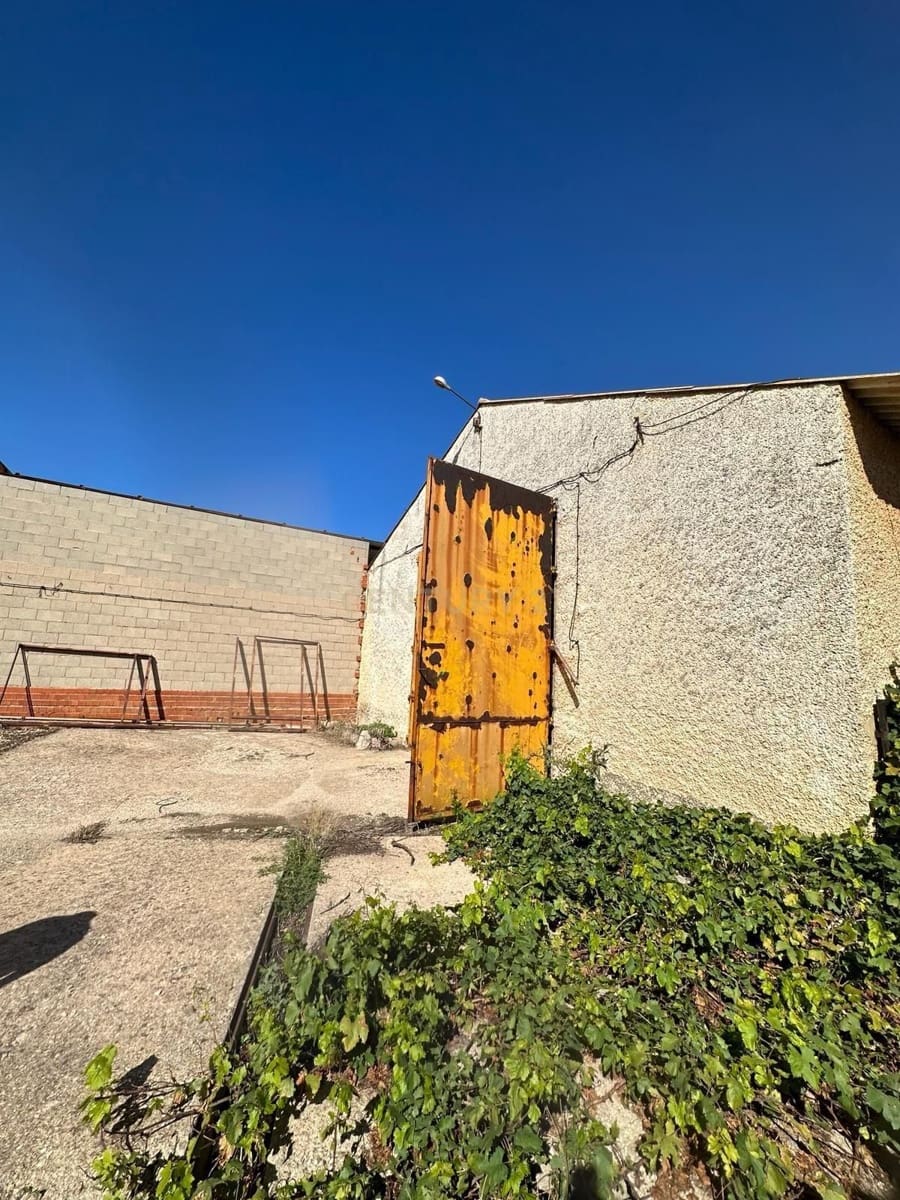 Erhverv til salg i Las Mesas - € 250.000 (Ref: 9308782)