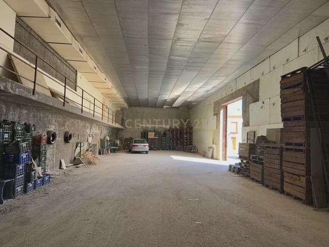 Commercial for sale in Las Mesas - € 250,000 (Ref: 9308782)