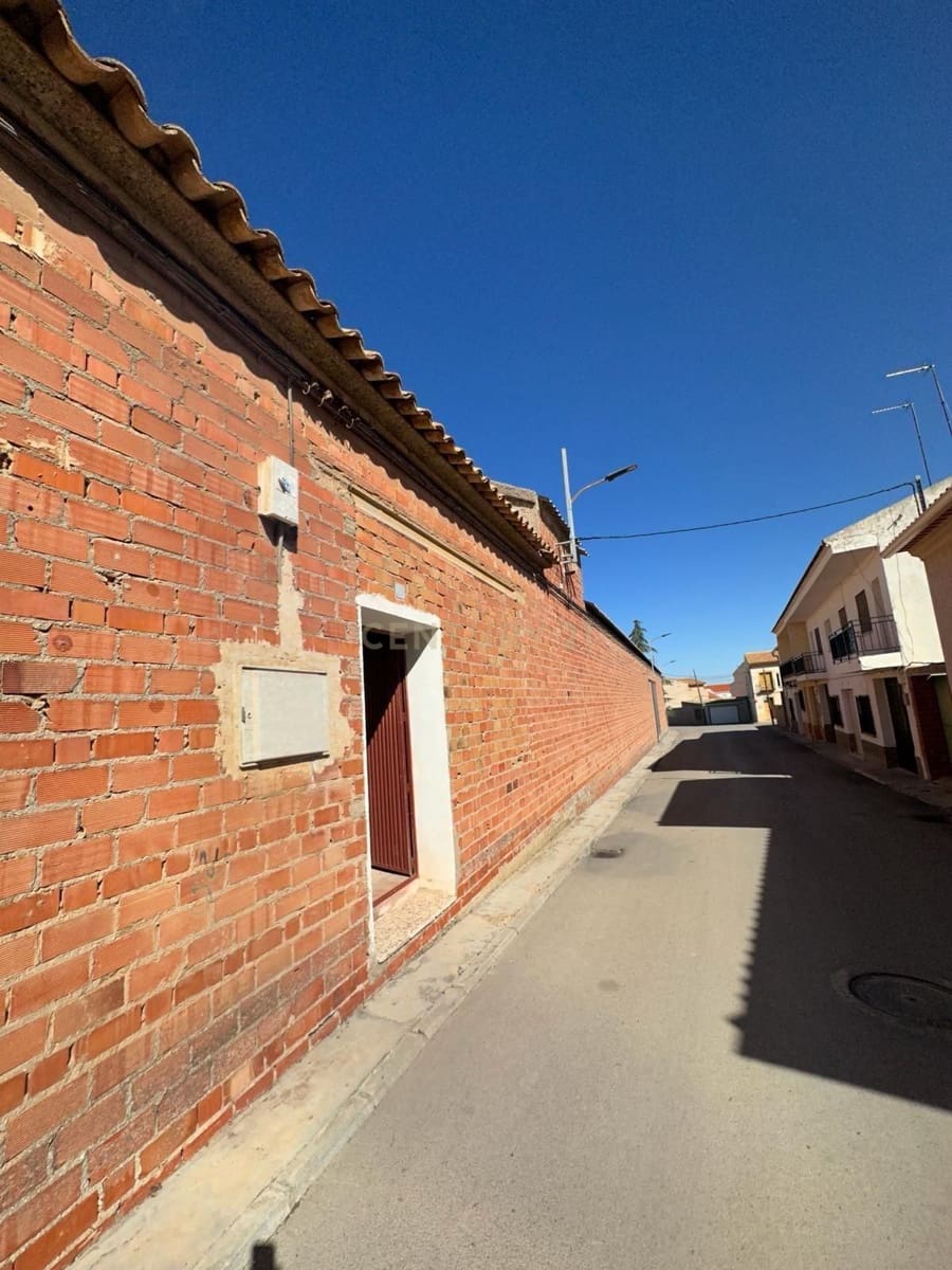 Erhverv til salg i Las Mesas - € 250.000 (Ref: 9308782)