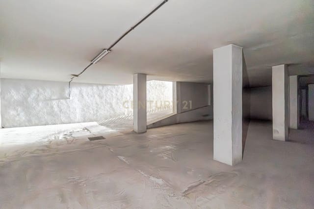 Garage til salg i Santa Fe - € 75.000 (Ref: 9308783)
