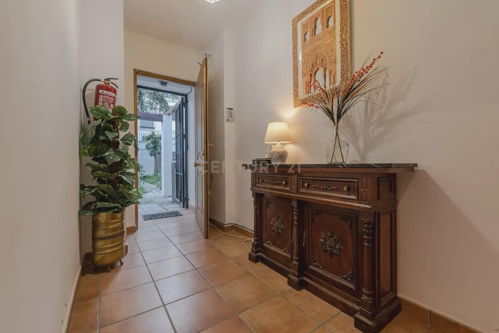 6 slaapkamer Rijtjeshuis te koop in Granada stad - € 830.000 (Ref: 9308785)