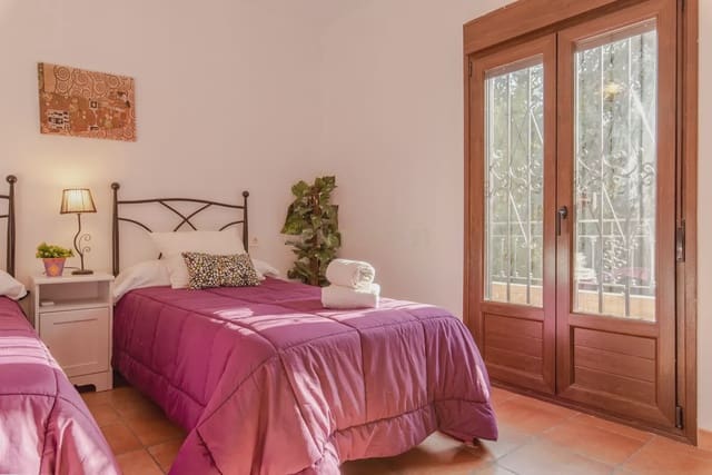 6 slaapkamer Rijtjeshuis te koop in Albaicin, Granada stad - € 830.000 (Ref: 9308785)