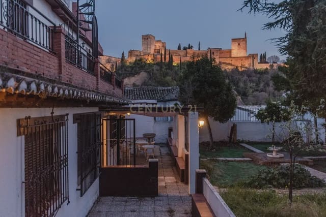 6 slaapkamer Rijtjeshuis te koop in Albaicin, Granada stad - € 830.000 (Ref: 9308785)