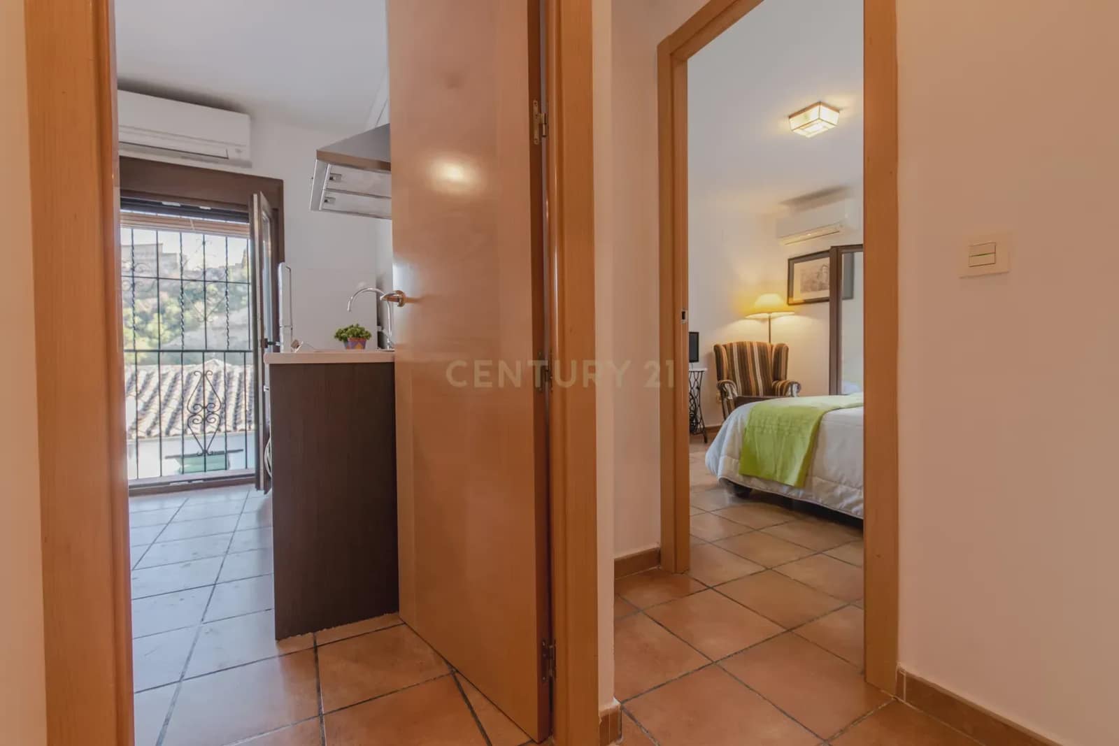 6 slaapkamer Rijtjeshuis te koop in Granada stad - € 830.000 (Ref: 9308785)