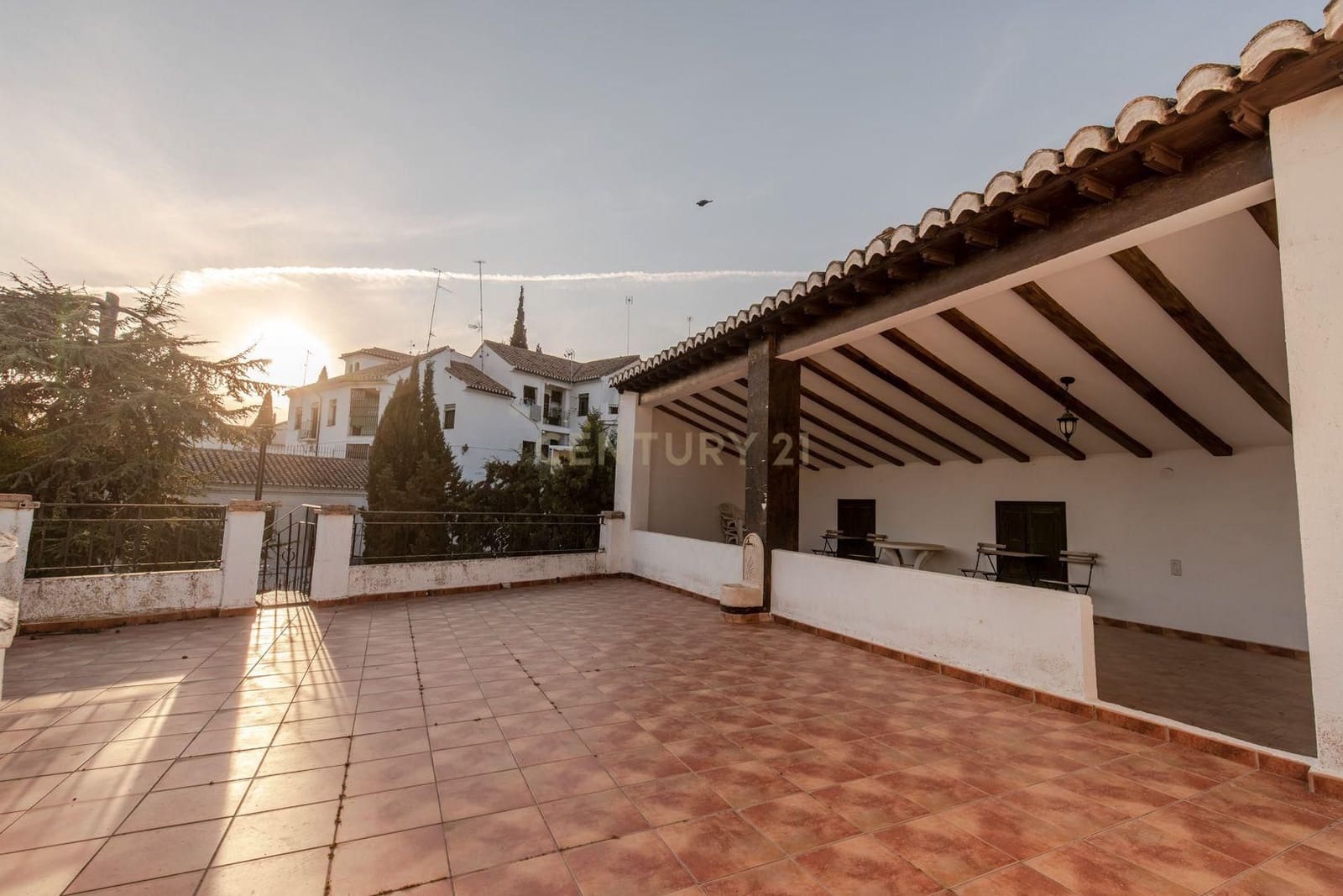 6 slaapkamer Rijtjeshuis te koop in Granada stad - € 830.000 (Ref: 9308785)