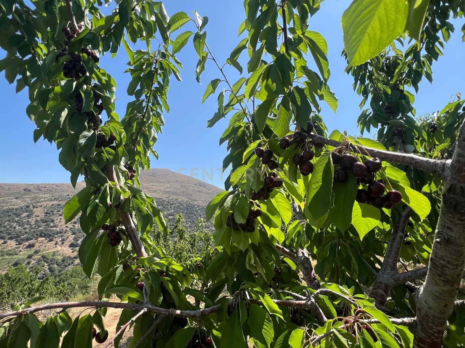 Finca/Landehus til salg i Guejar Sierra - € 89.000 (Ref: 9308787)